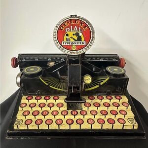 Vintage Marx De-Luxe Dial Typewriter